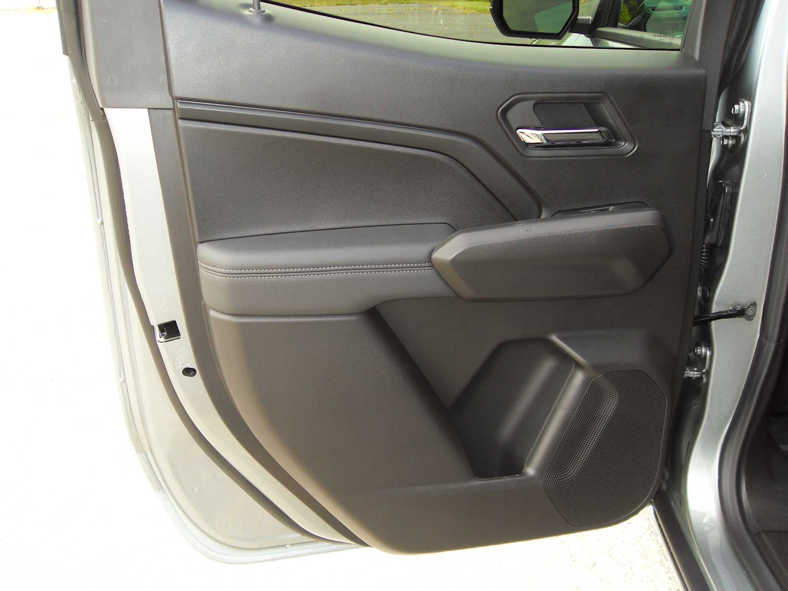 2026 Chevrolet Colorado LT - Photo 16