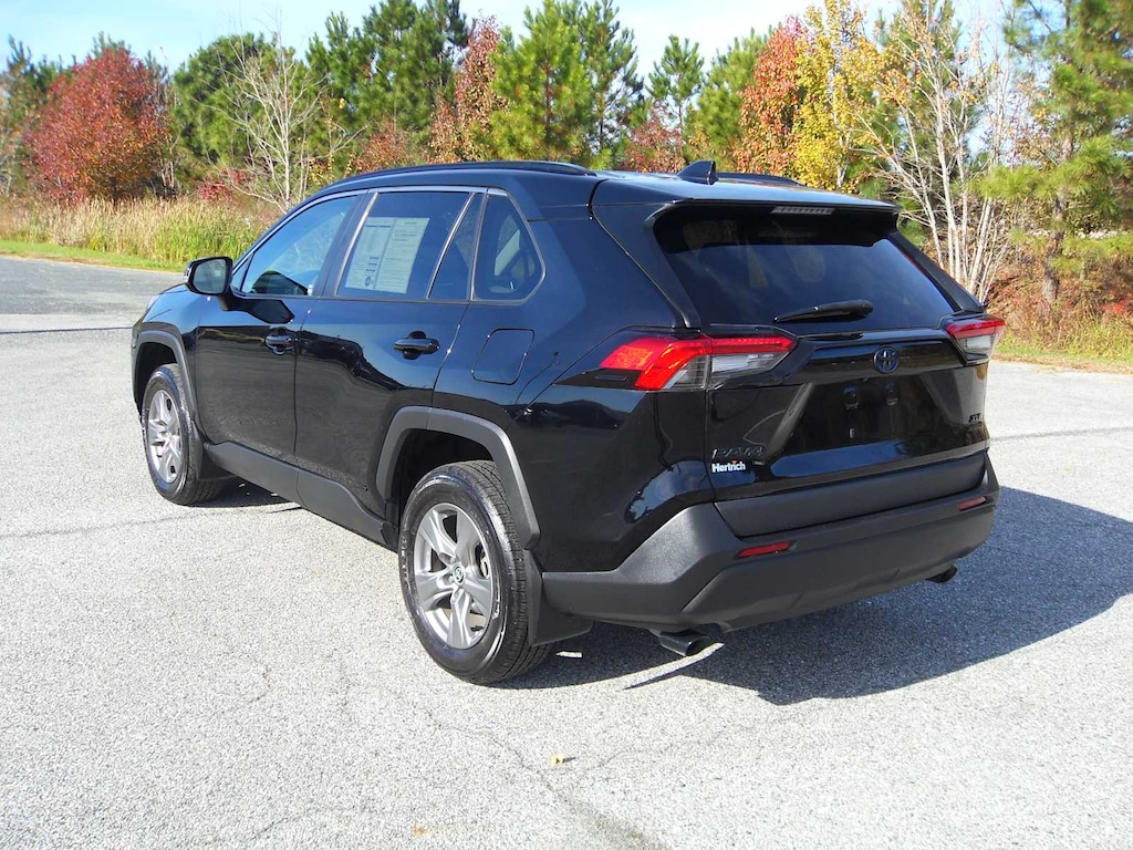 Used 2024 Toyota RAV4 Hybrid XLE SUV