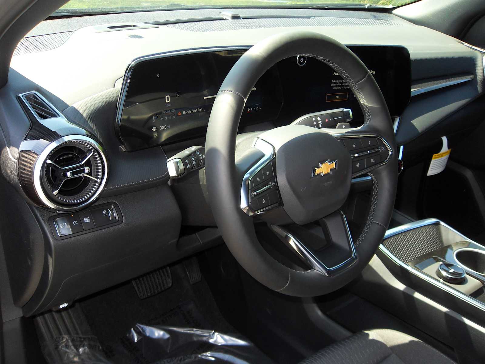 2026 Chevrolet Equinox LT - Photo 18