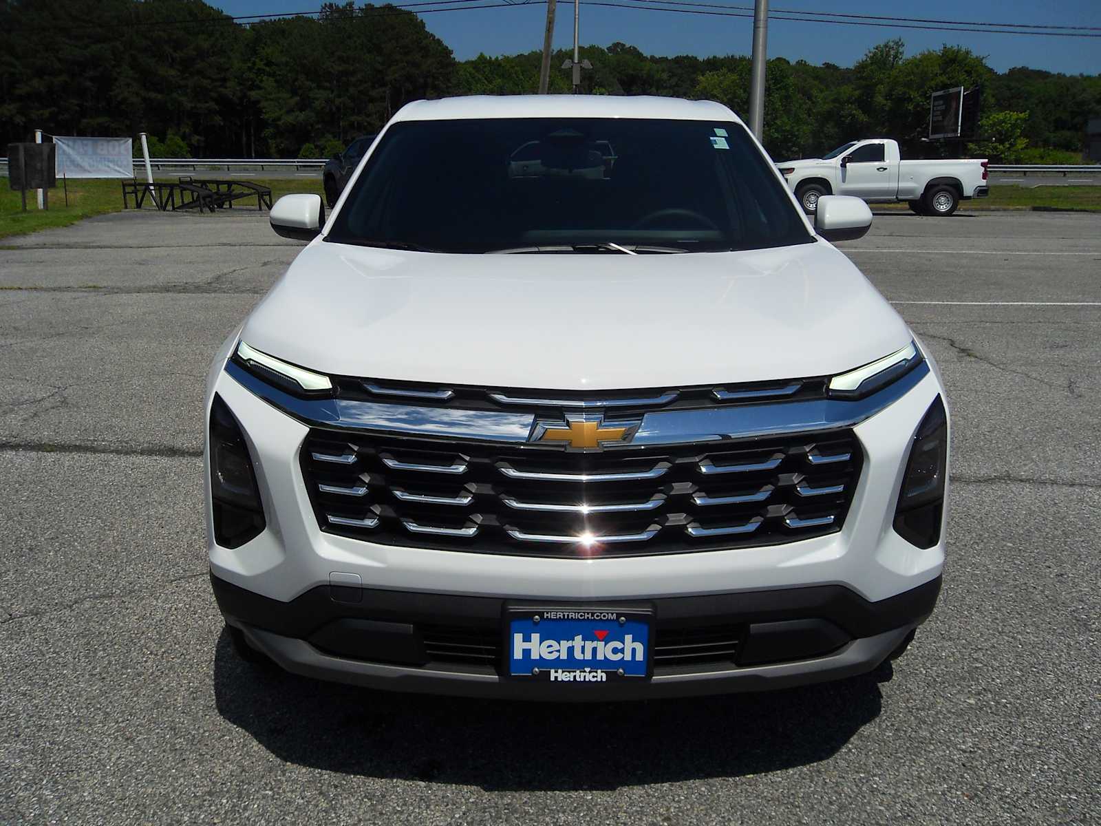 2026 Chevrolet Equinox LT - Photo 8