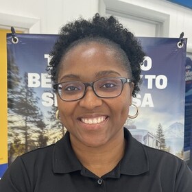 Staff member Tonazja Taylor from ID_0a7903