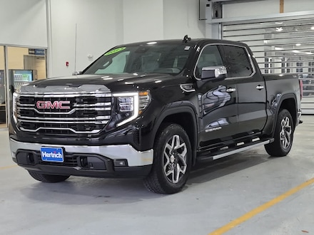 2023 GMC Sierra 1500 SLT 4WD Crew Cab 147 Truck Crew Cab