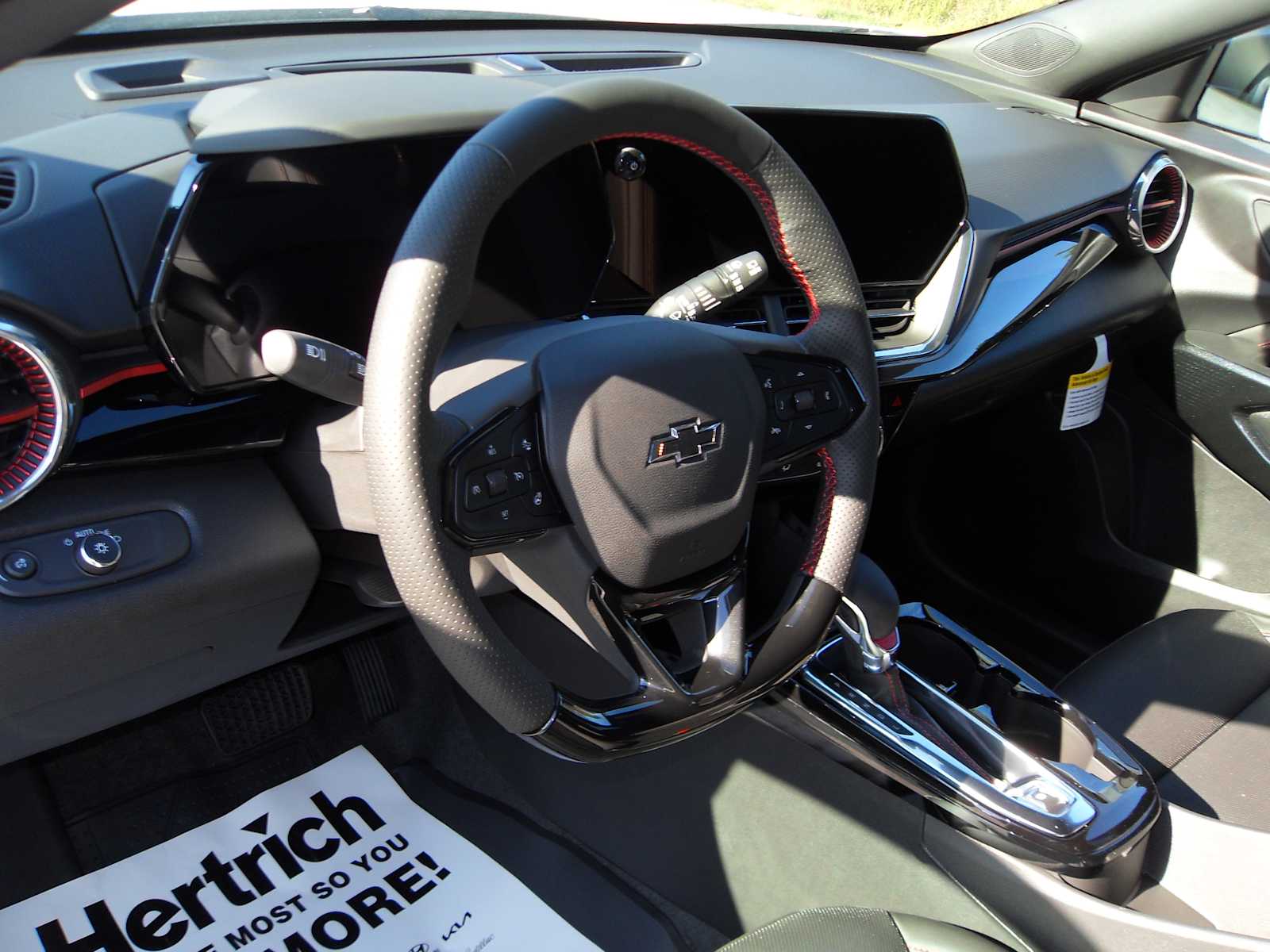 2026 Chevrolet Trax RS - Photo 17