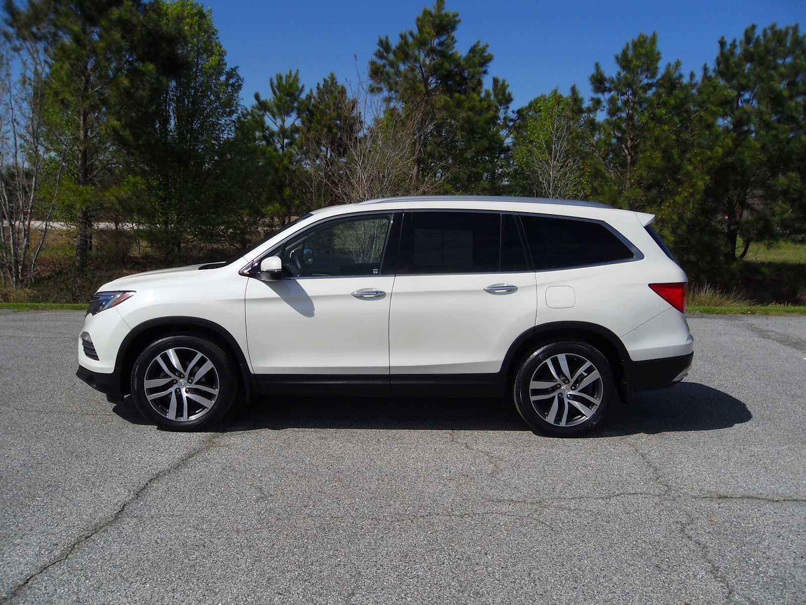 Used 2016 Honda Pilot Touring with VIN 5FNYF5H9XGB015361 for sale in Denton, MD