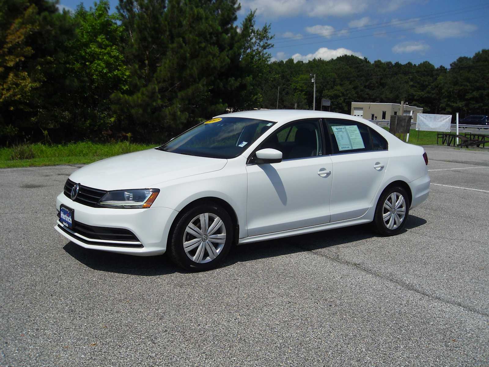 Pure White 2017 Volkswagen Jetta Sedan Front-Wheel Drive Automatic