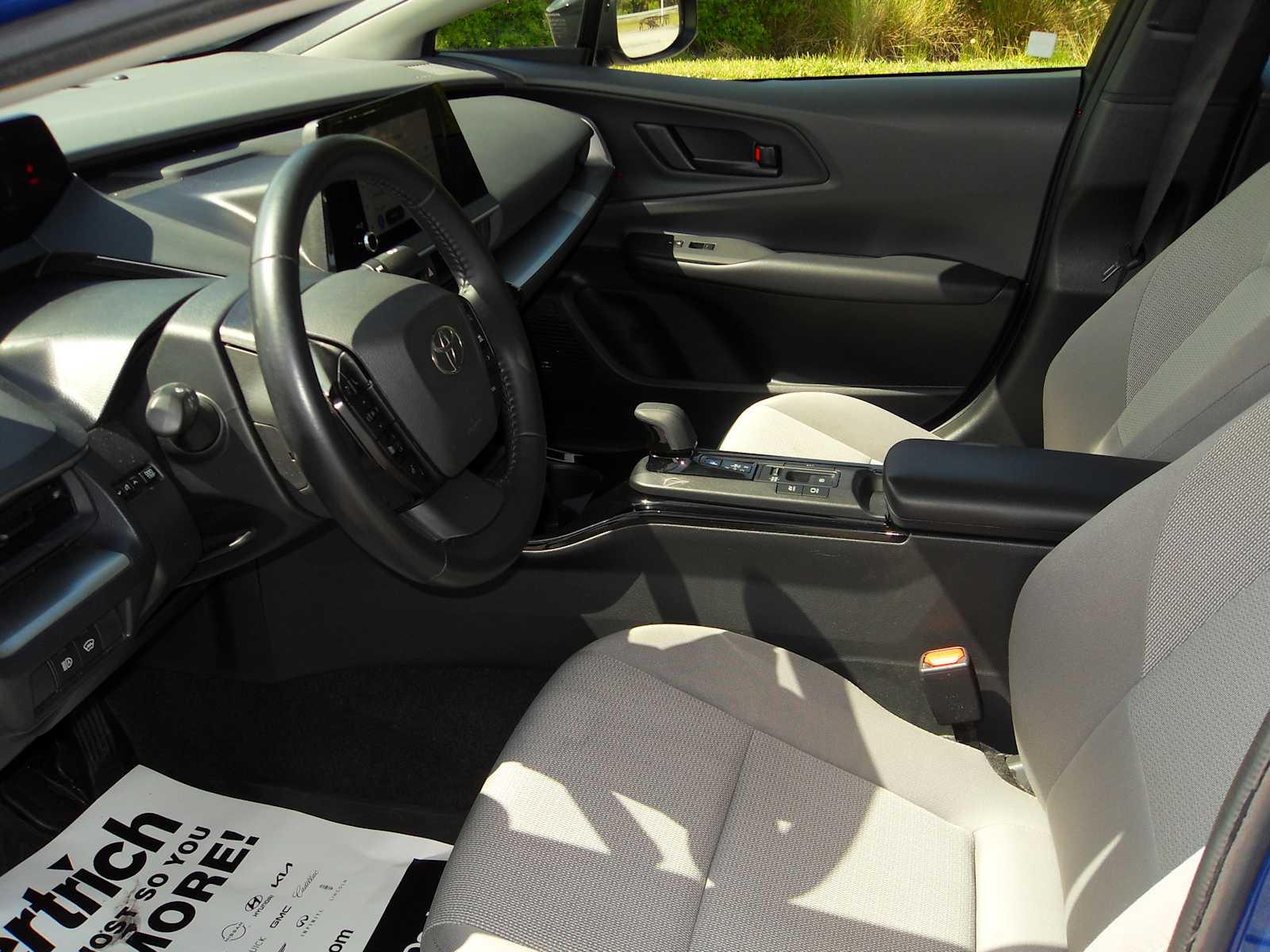 2023 Toyota Prius LE - Photo 24
