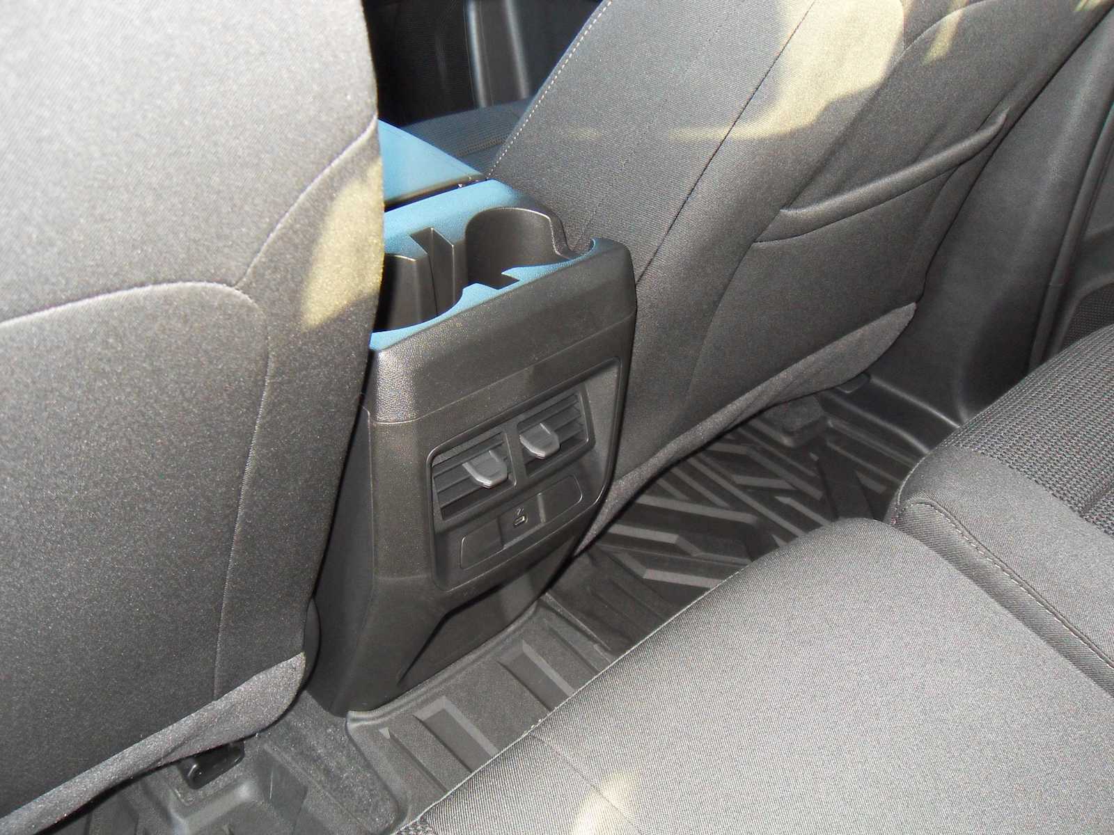 2026 Chevrolet Colorado LT - Photo 15