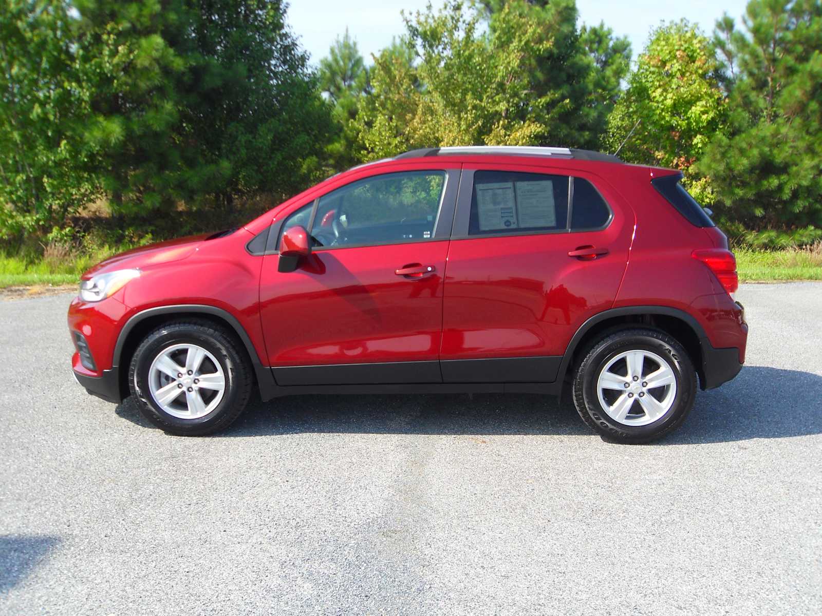 Certified 2021 Chevrolet Trax LT with VIN KL7CJLSB6MB329772 for sale in Pocomoke City, MD