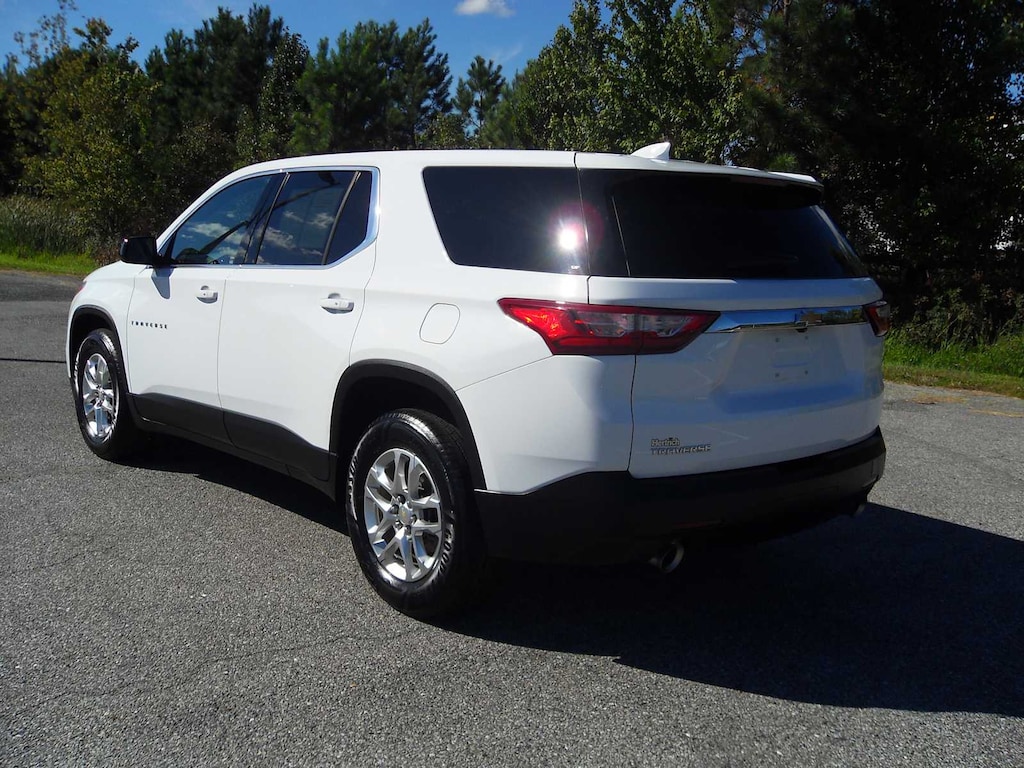 Used 2020 Chevrolet Traverse LS SUV