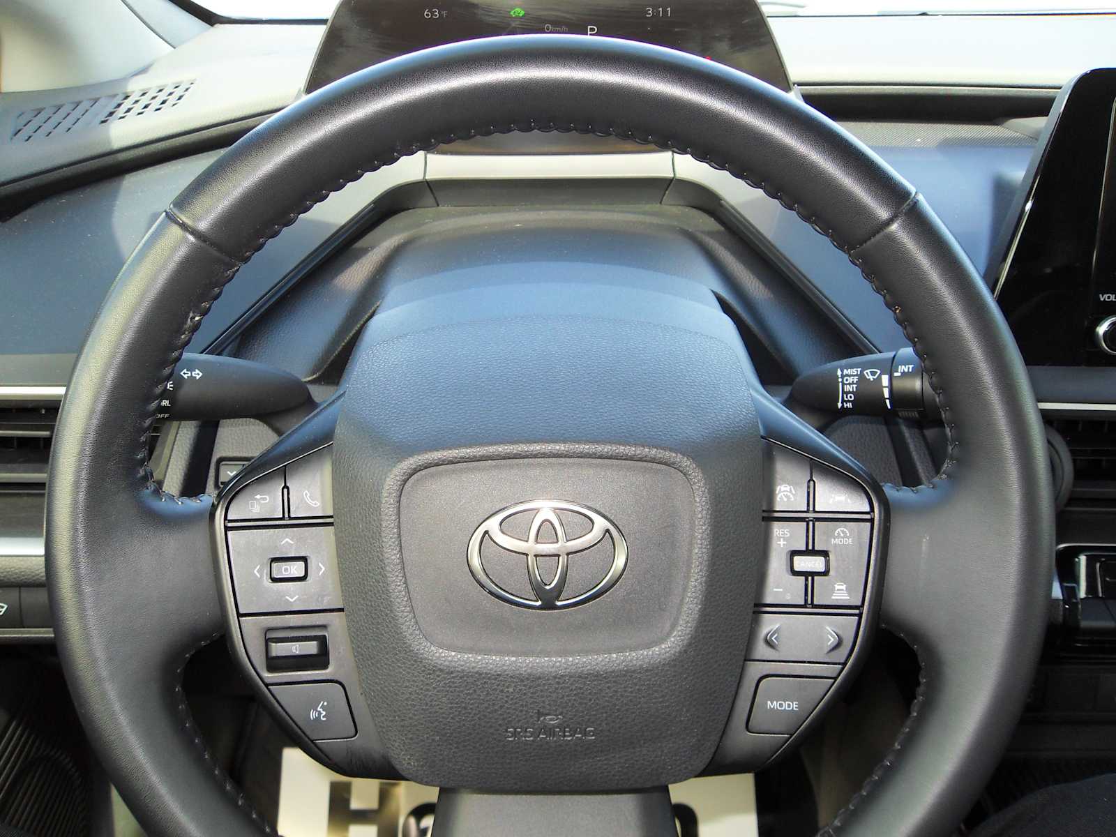 2023 Toyota Prius LE - Photo 40