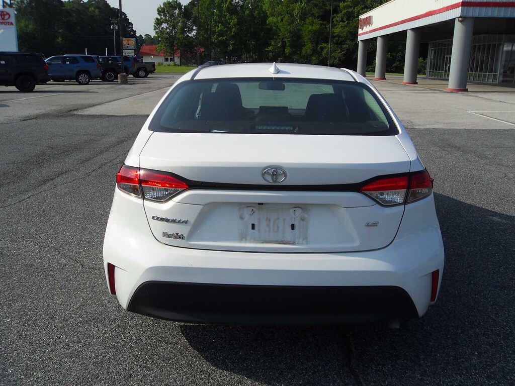Used 2024 Toyota Corolla LE Sedan