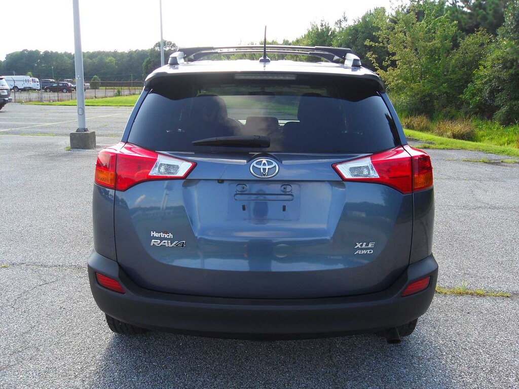 Used 2013 Toyota RAV4 XLE SUV