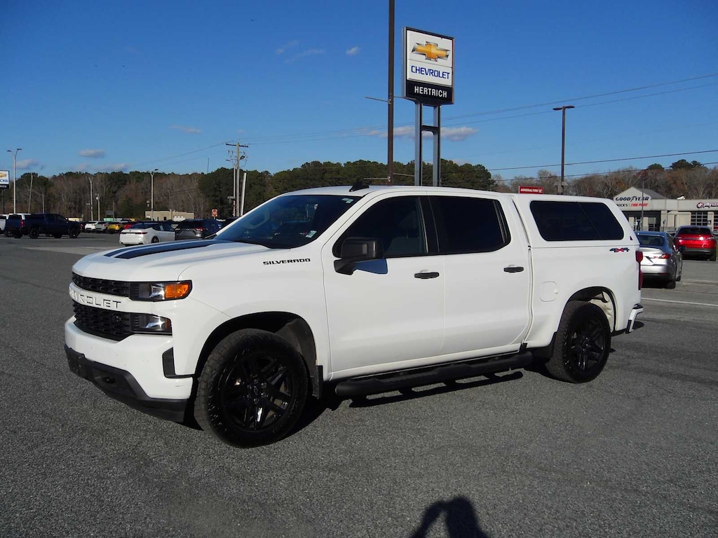 Used 2021 Chevrolet Silverado 1500 Custom 4WD Crew Cab 147 Truck Crew Cab