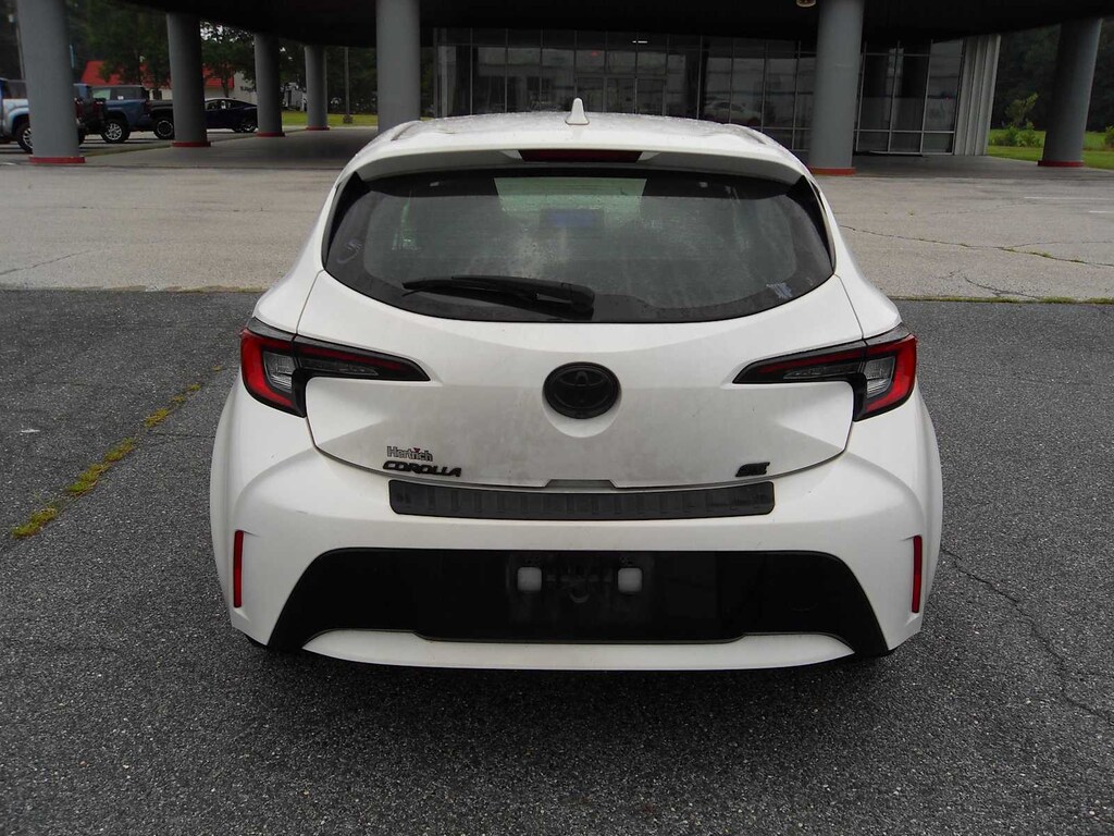 Used 2023 Toyota Corolla Hatchback SE Hatchback