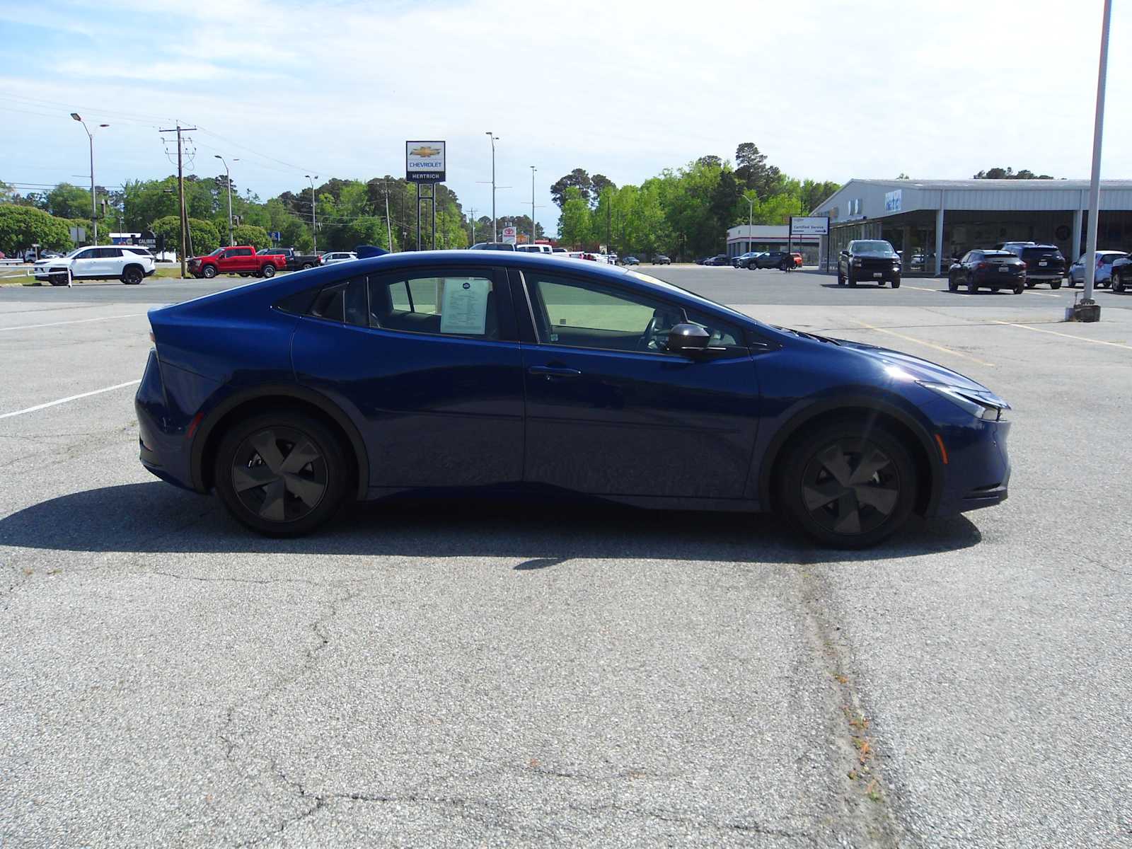 2023 Toyota Prius LE - Photo 6