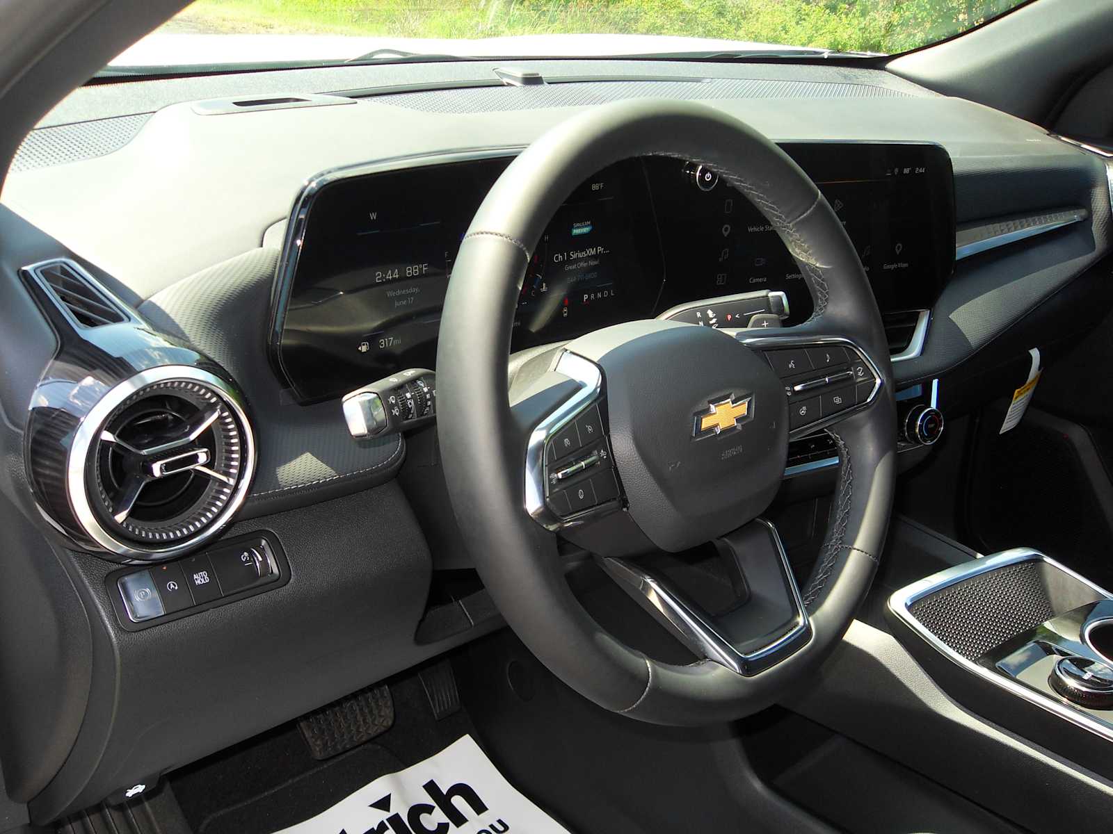 2026 Chevrolet Equinox LT - Photo 18