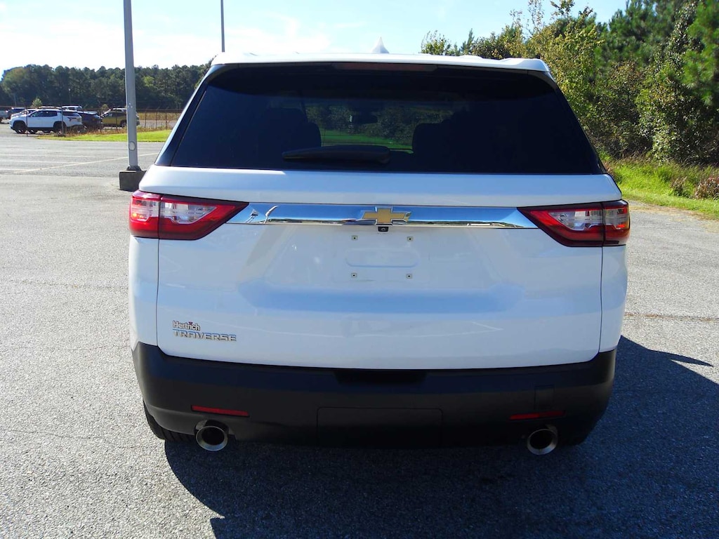 Used 2020 Chevrolet Traverse LS SUV