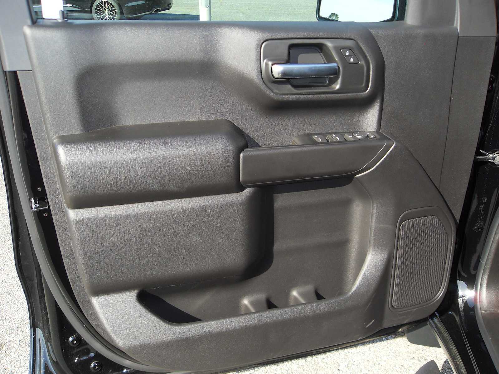 2026 Chevrolet Silverado 1500 Custom - Photo 25