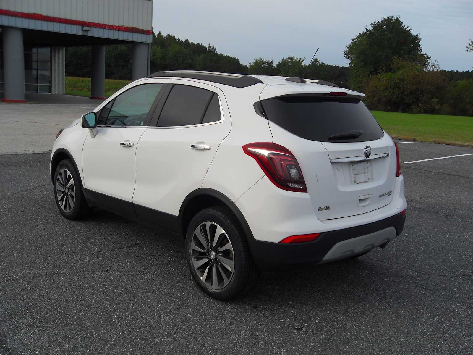 2022 Buick Encore Preferred photo 2
