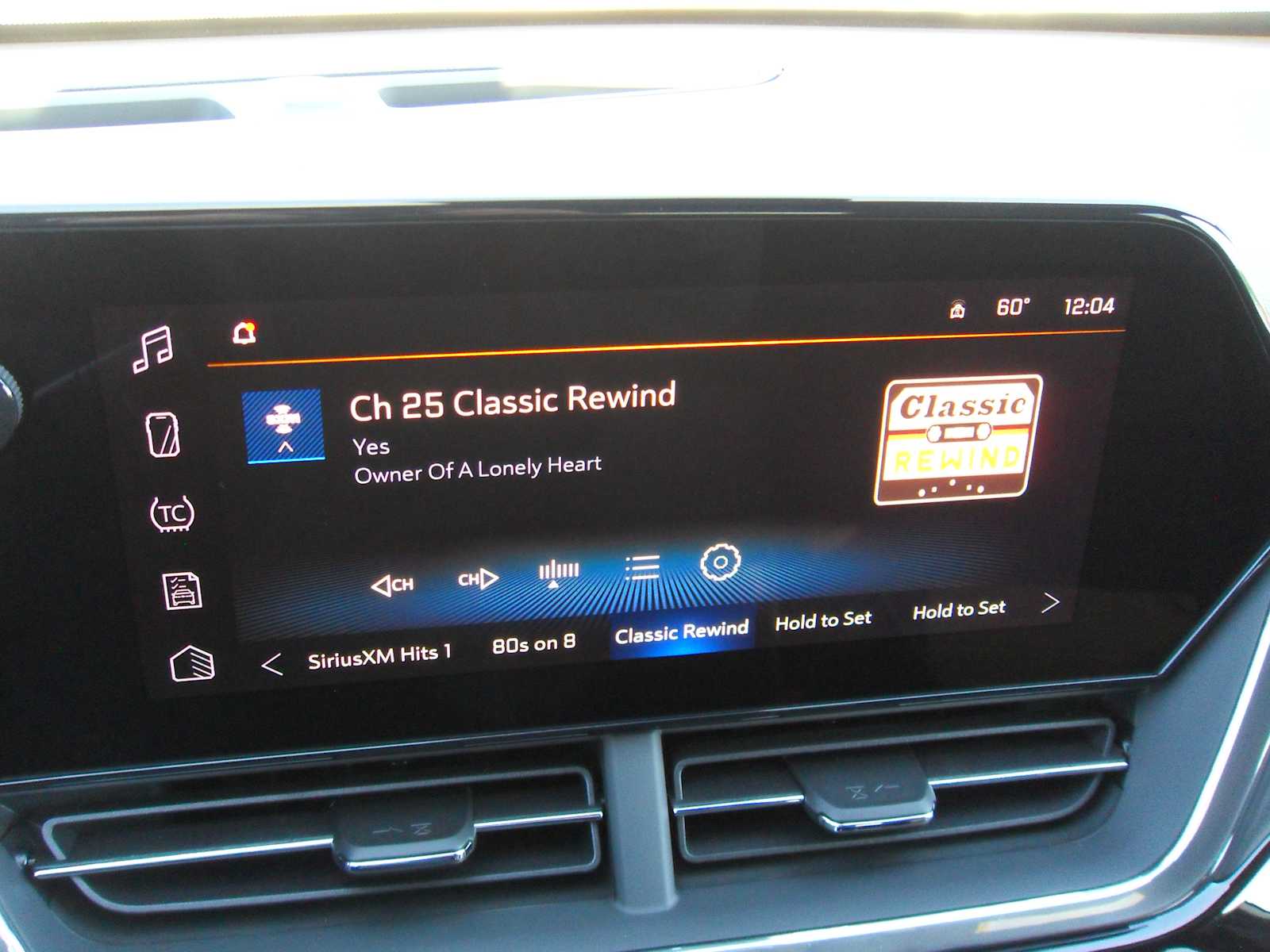 2026 Chevrolet Trax RS - Photo 25