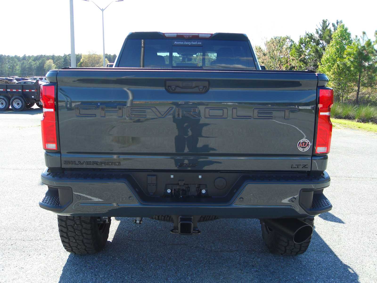 2025 Chevrolet Silverado 2500HD LTZ photo 4
