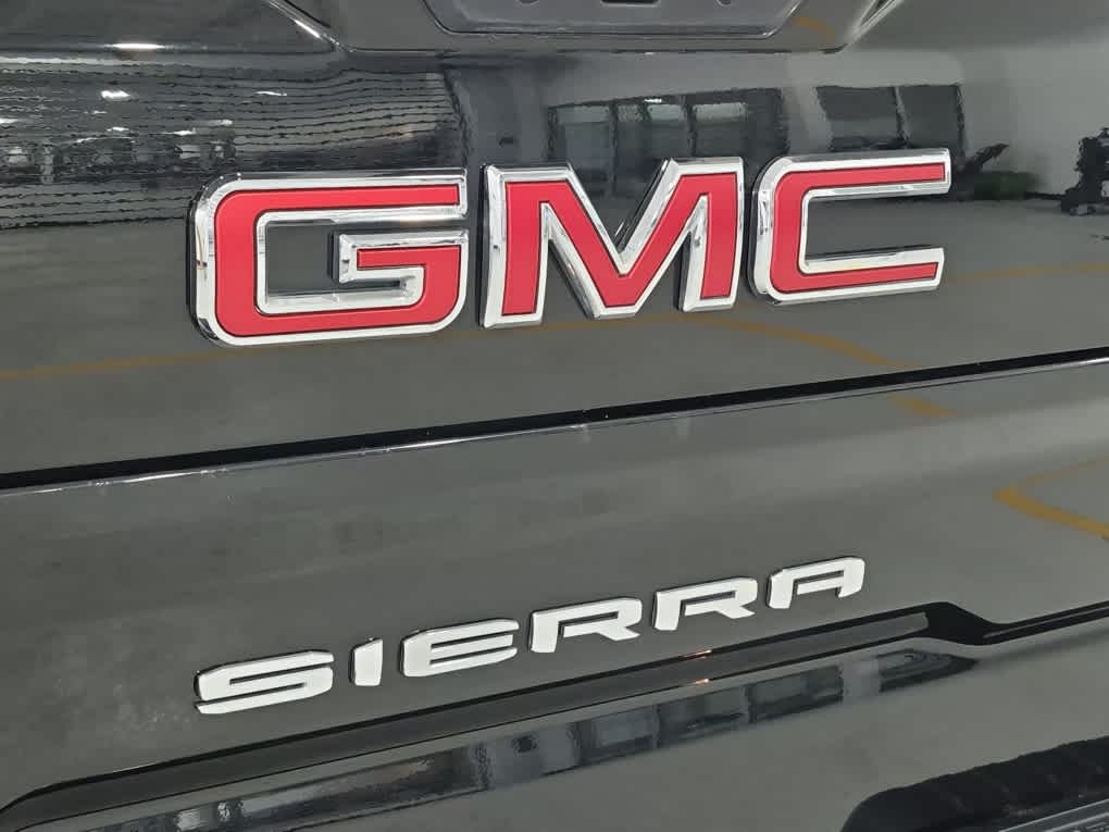 2023 GMC Sierra 1500 SLT - Photo 25