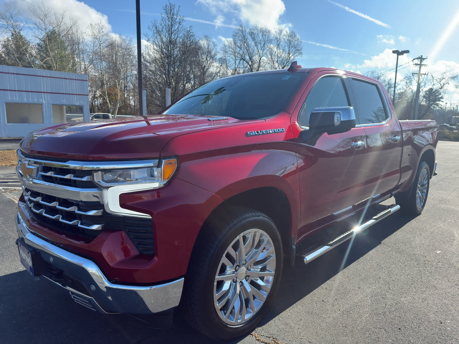 2025 Chevrolet Silverado 1500 Custom Trail Boss photo 3