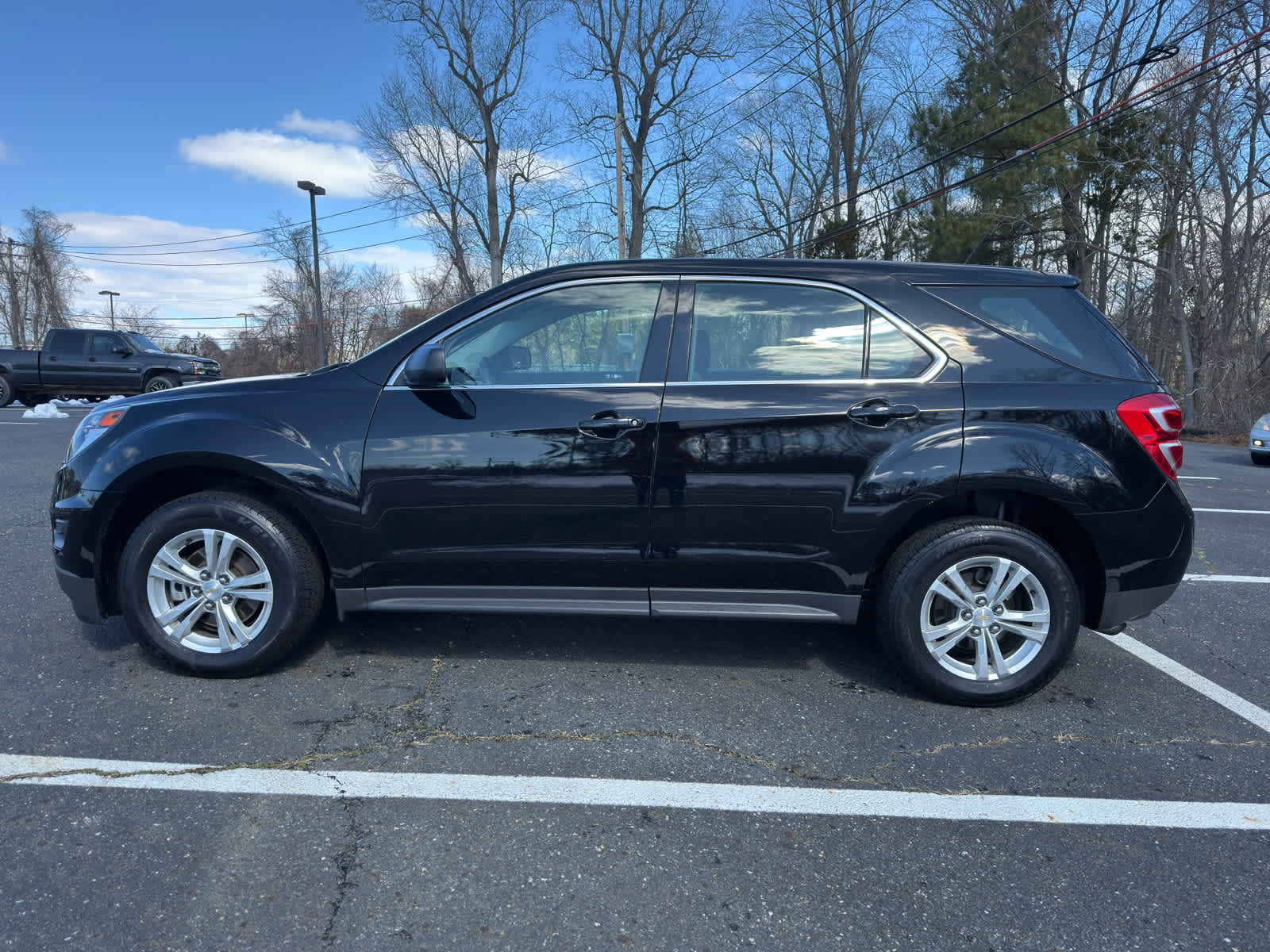 Used 2017 Chevrolet Equinox LS with VIN 2GNALBEK7H1547193 for sale in Easton, MD