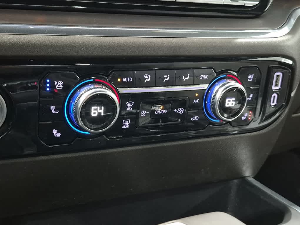 2023 GMC Sierra 1500 SLT - Photo 18