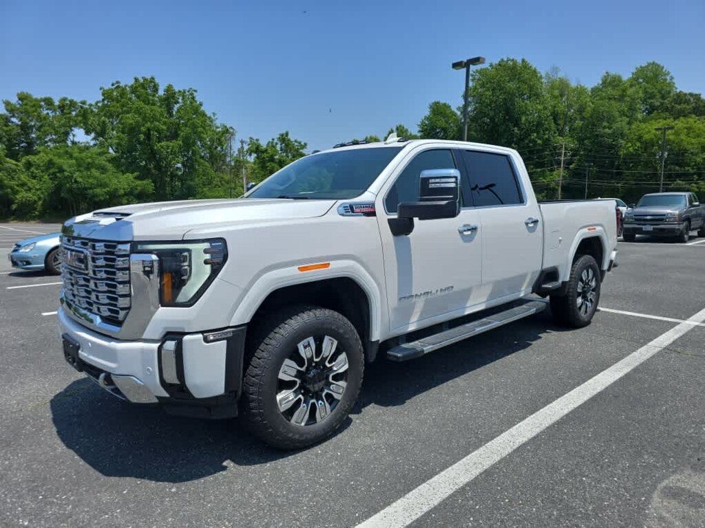 Used 2025 GMC Sierra 2500 HD Denali Truck