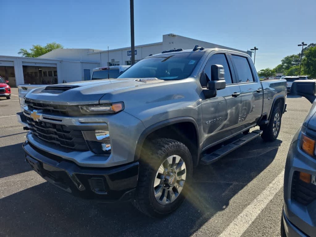 Used 2024 Chevrolet Silverado 2500 HD Custom Truck