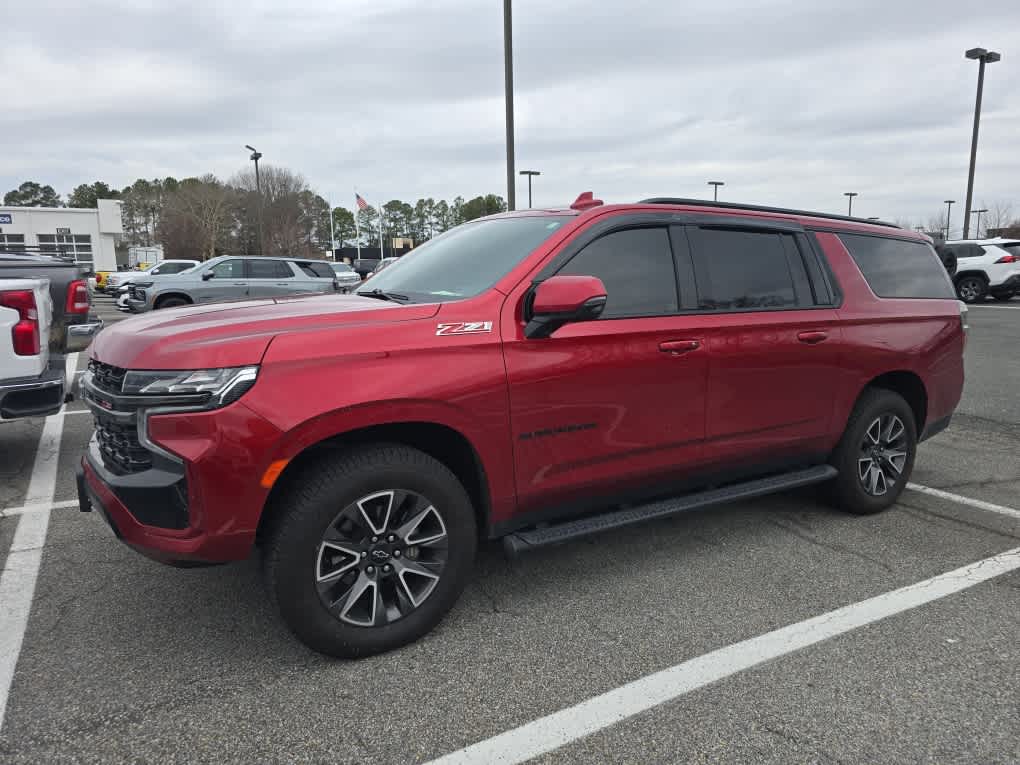 2022 Chevrolet Suburban Z71's photo