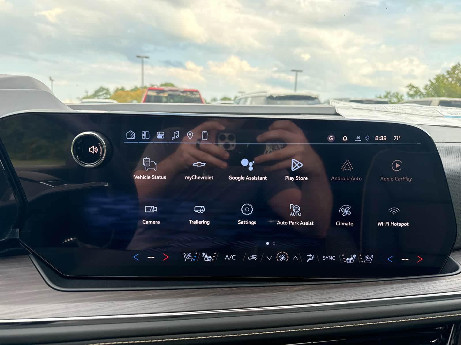 2026 Chevrolet Tahoe Premier - Photo 25