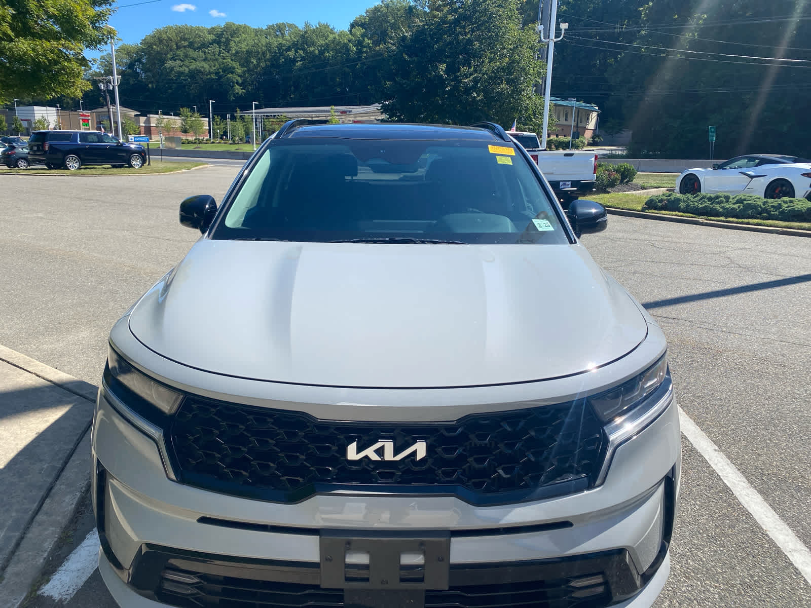 2023 Kia Sorento SX photo 2