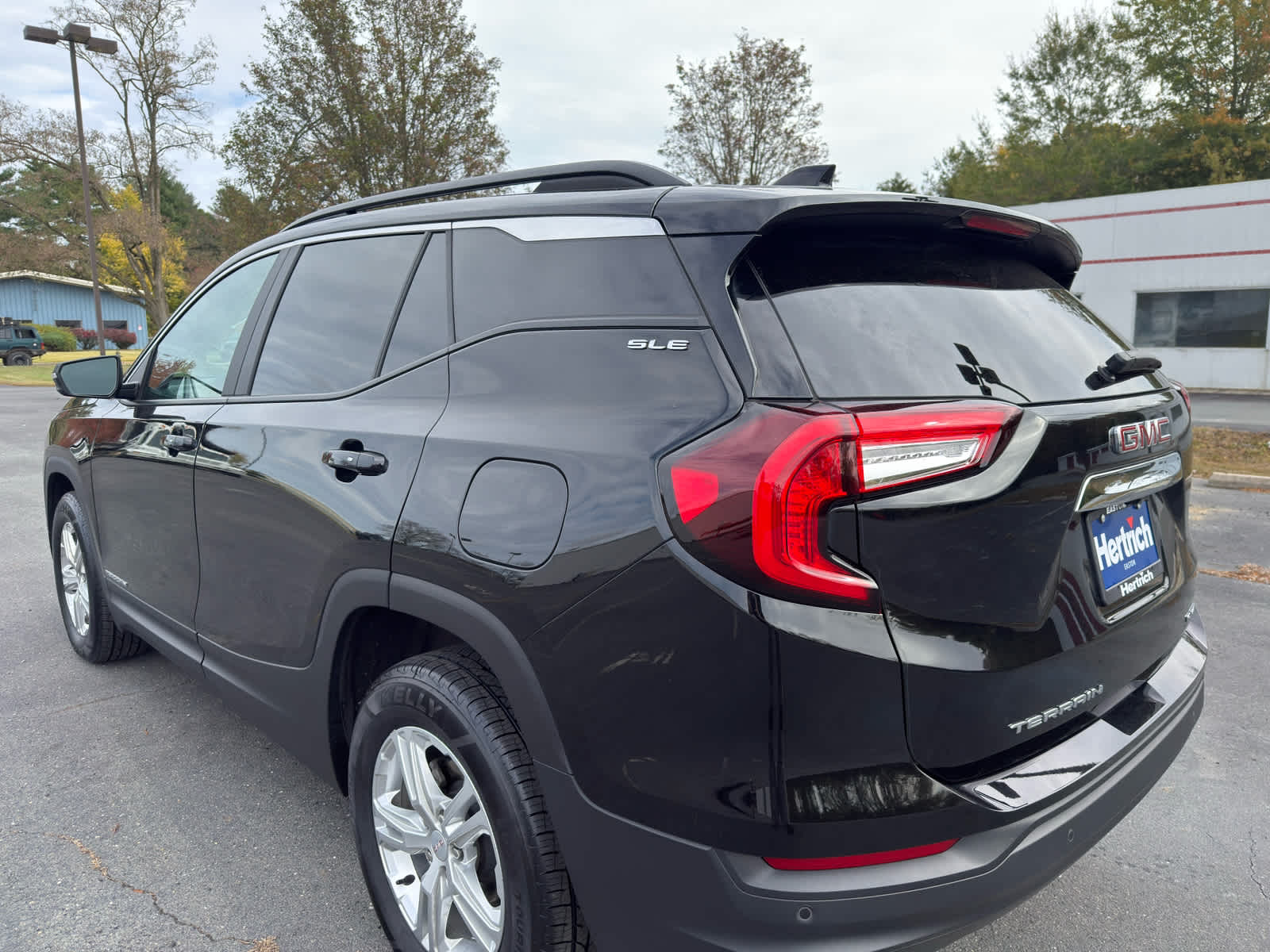 2022 Gmc Terrain SLE photo 2