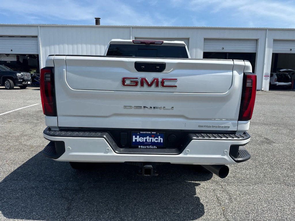 Used 2025 GMC Sierra 2500 HD Denali Truck