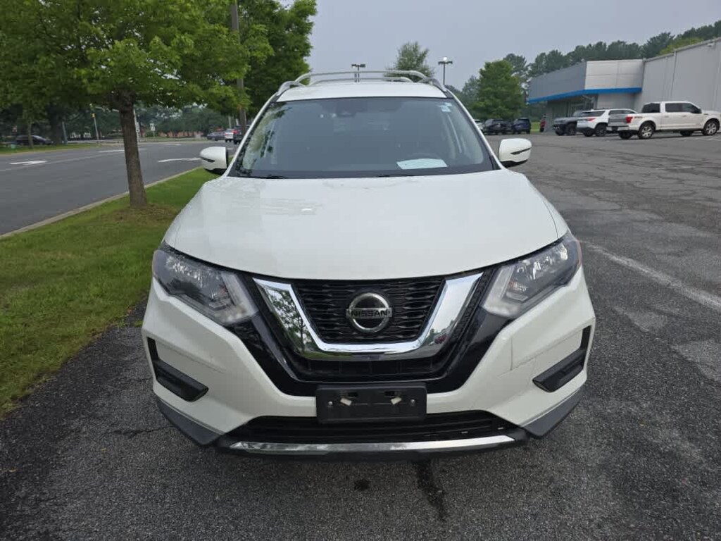 Used 2019 Nissan Rogue SV