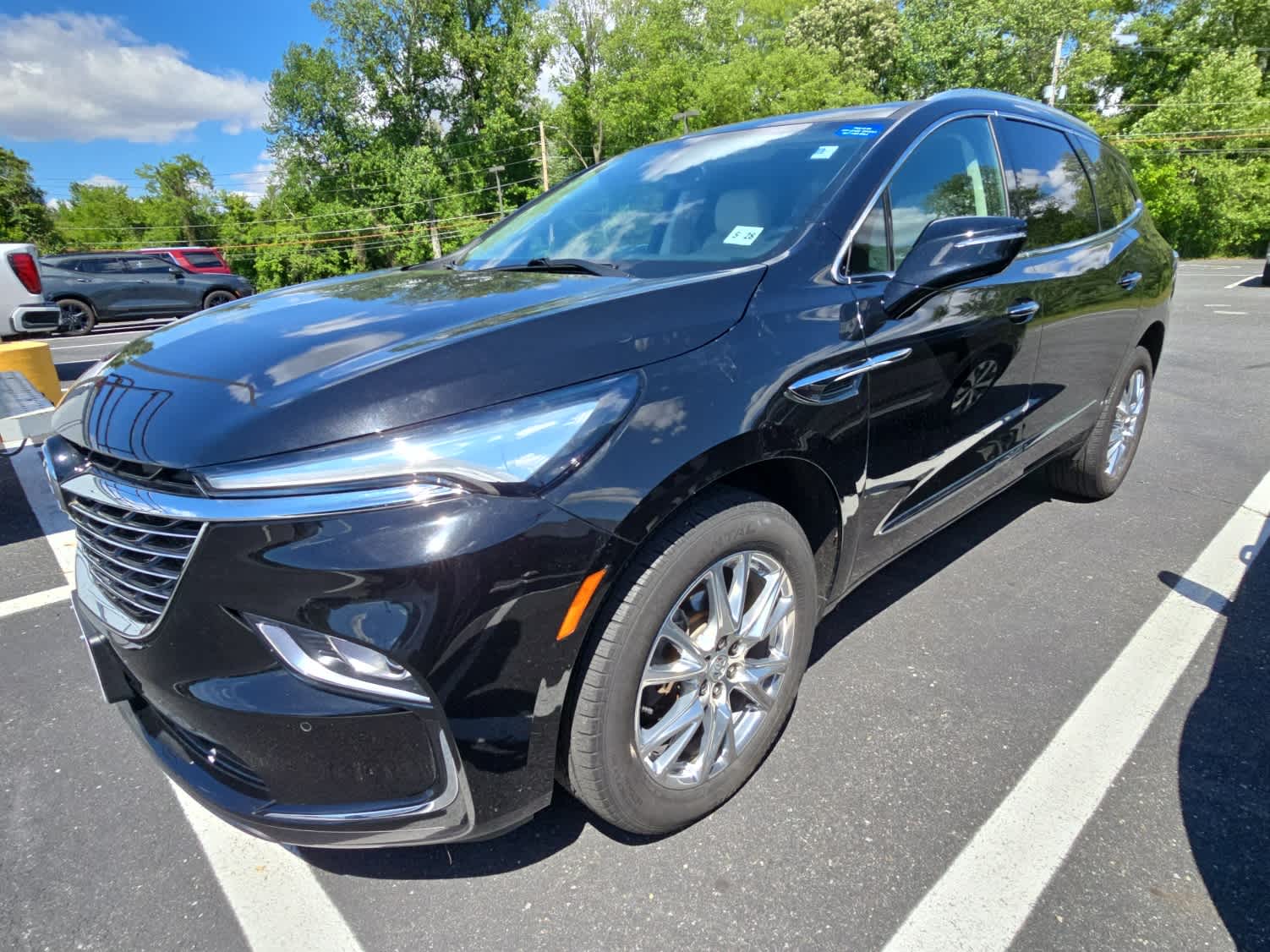 2023 Buick Enclave Essence AWD's photo