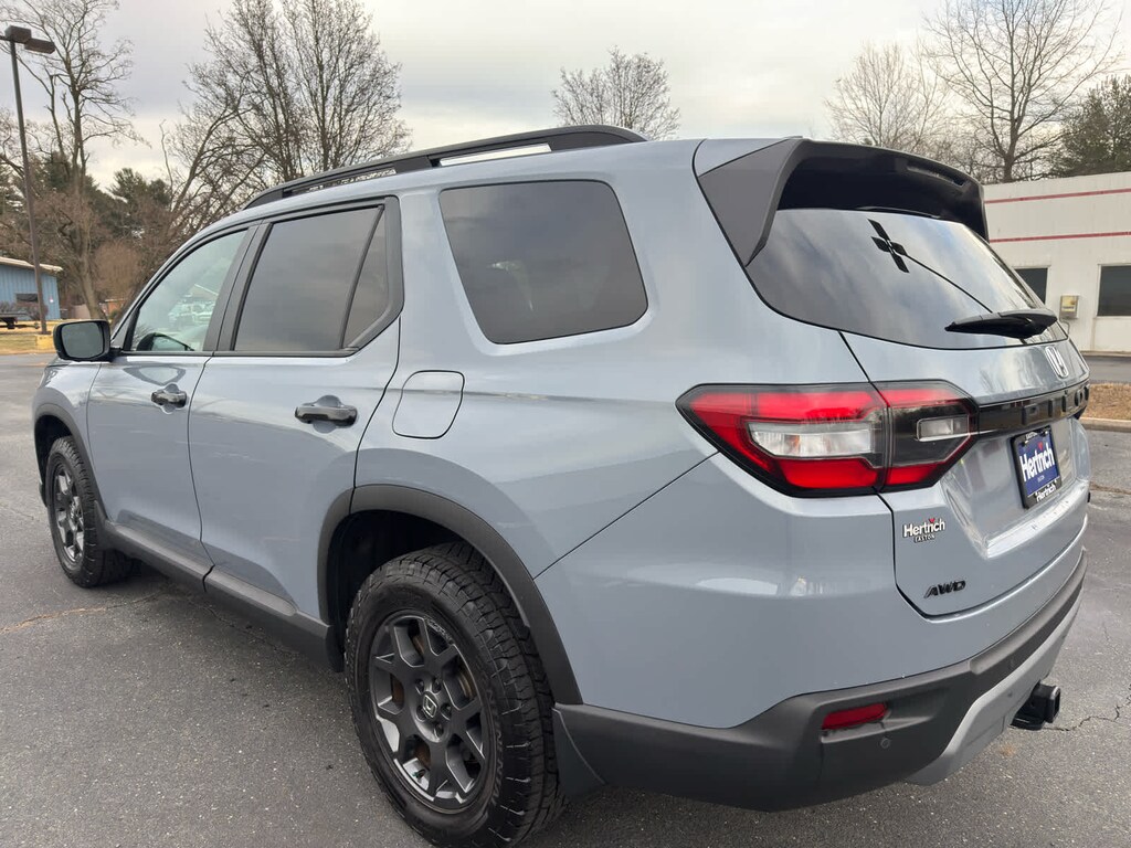 Used 2024 Honda Pilot TrailSport