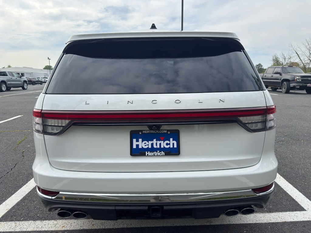 Used 2025 Lincoln Aviator Premiere