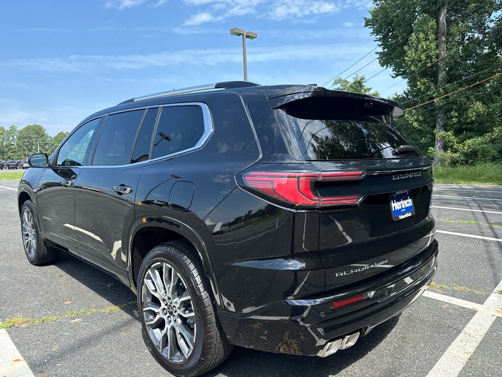 Used 2026 GMC Acadia Denali Ultimate SUV