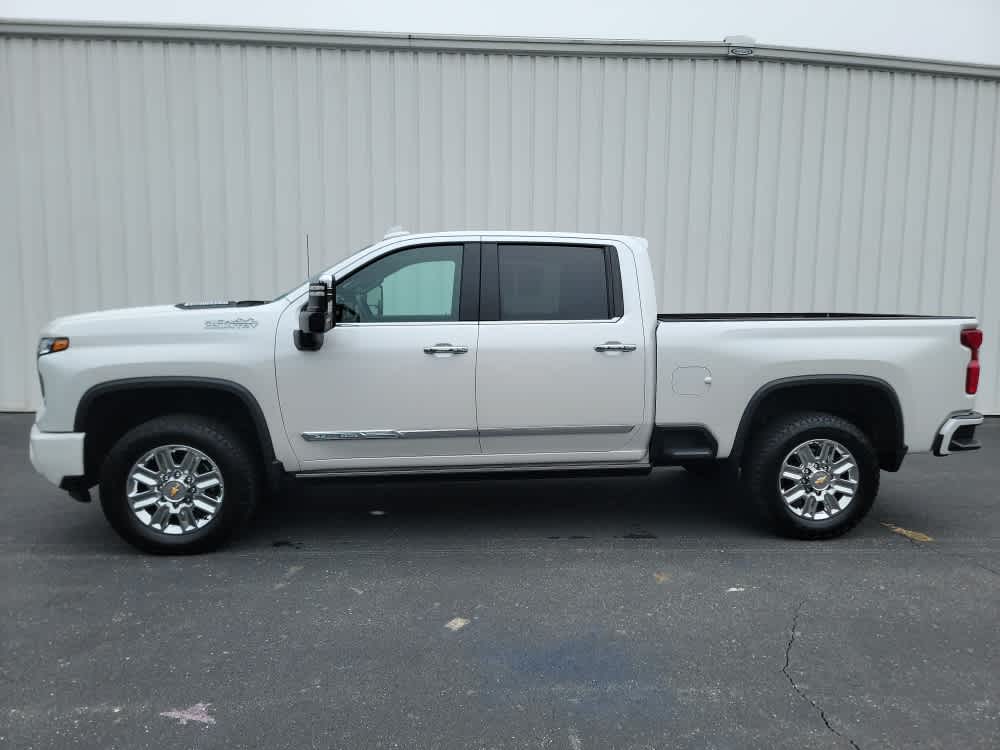 Used 2024 Chevrolet Silverado 2500HD High Country with VIN 1GC4YREY4RF210690 for sale in Easton, MD