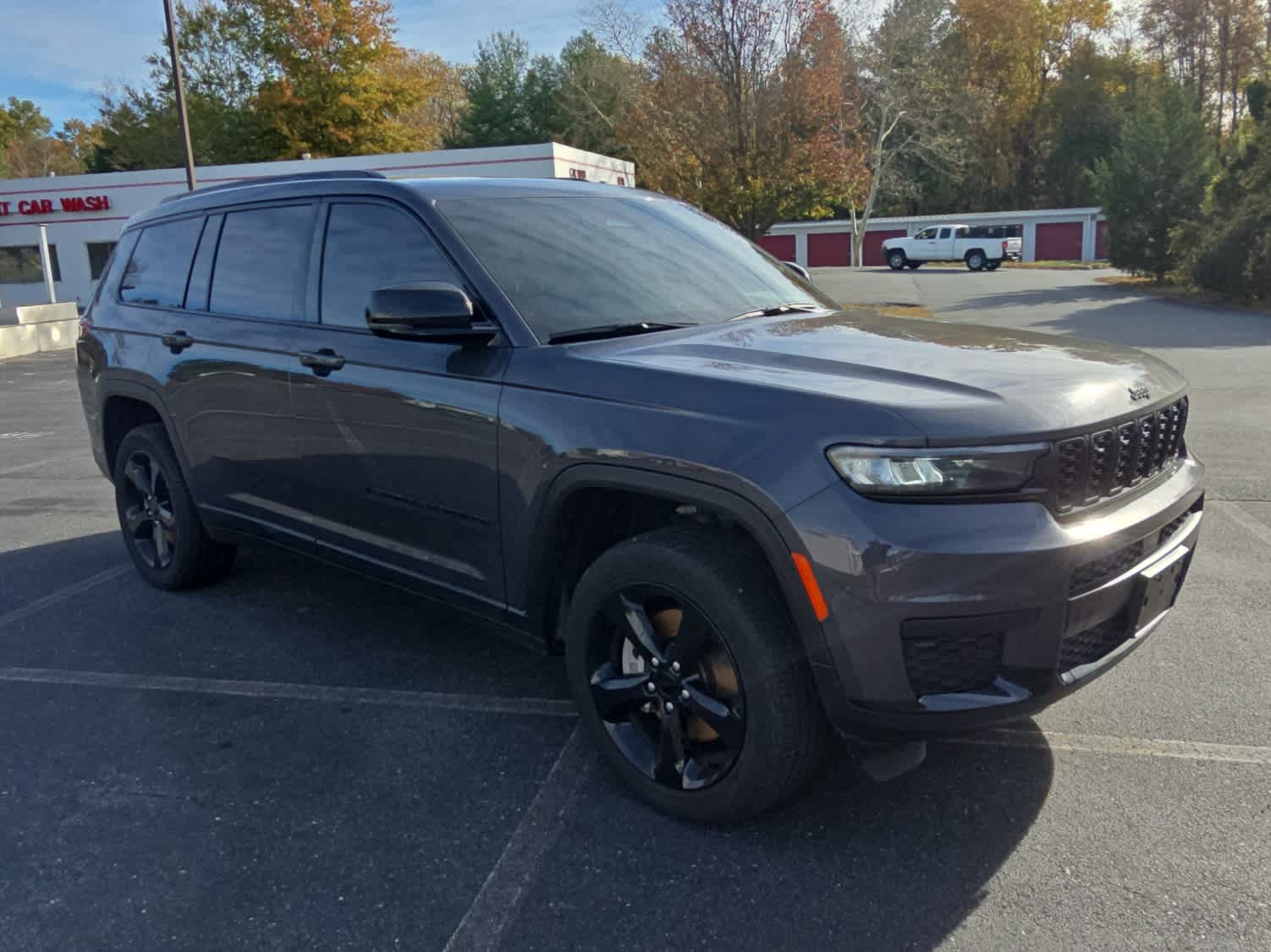2023 Jeep Grand Cherokee Altitude photo 2