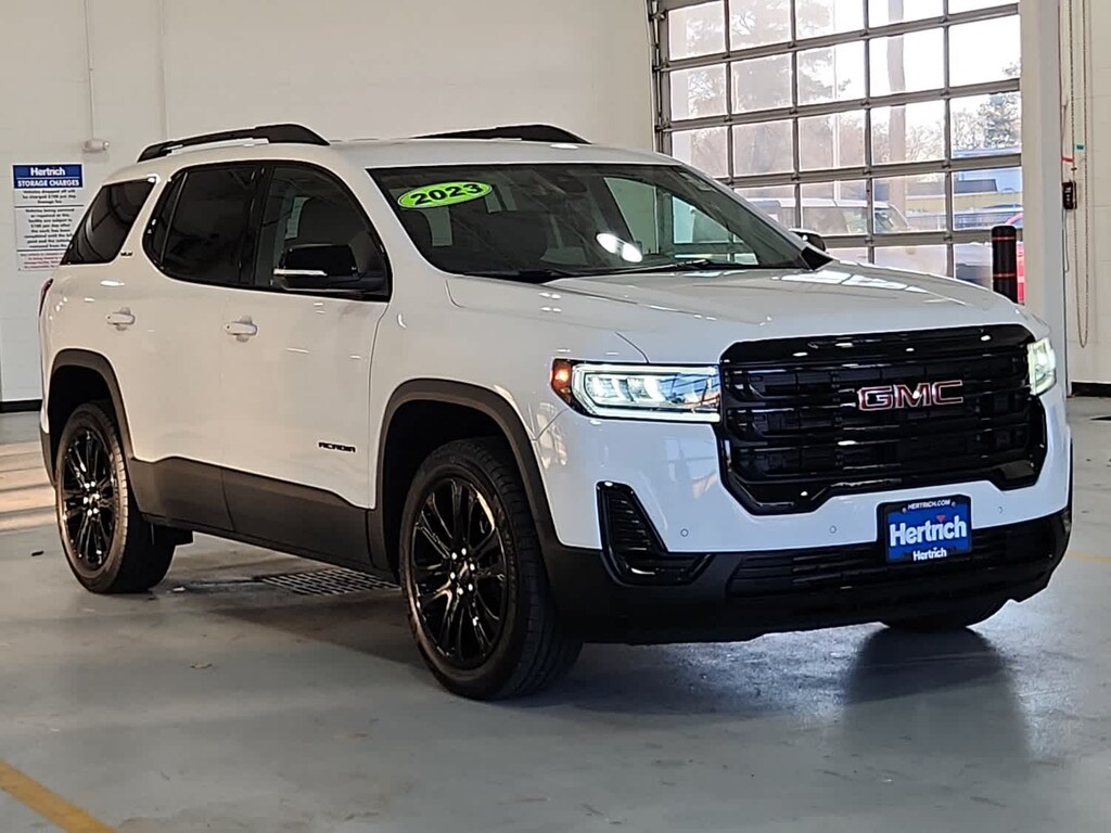 Used 2023 GMC Acadia SLE SUV
