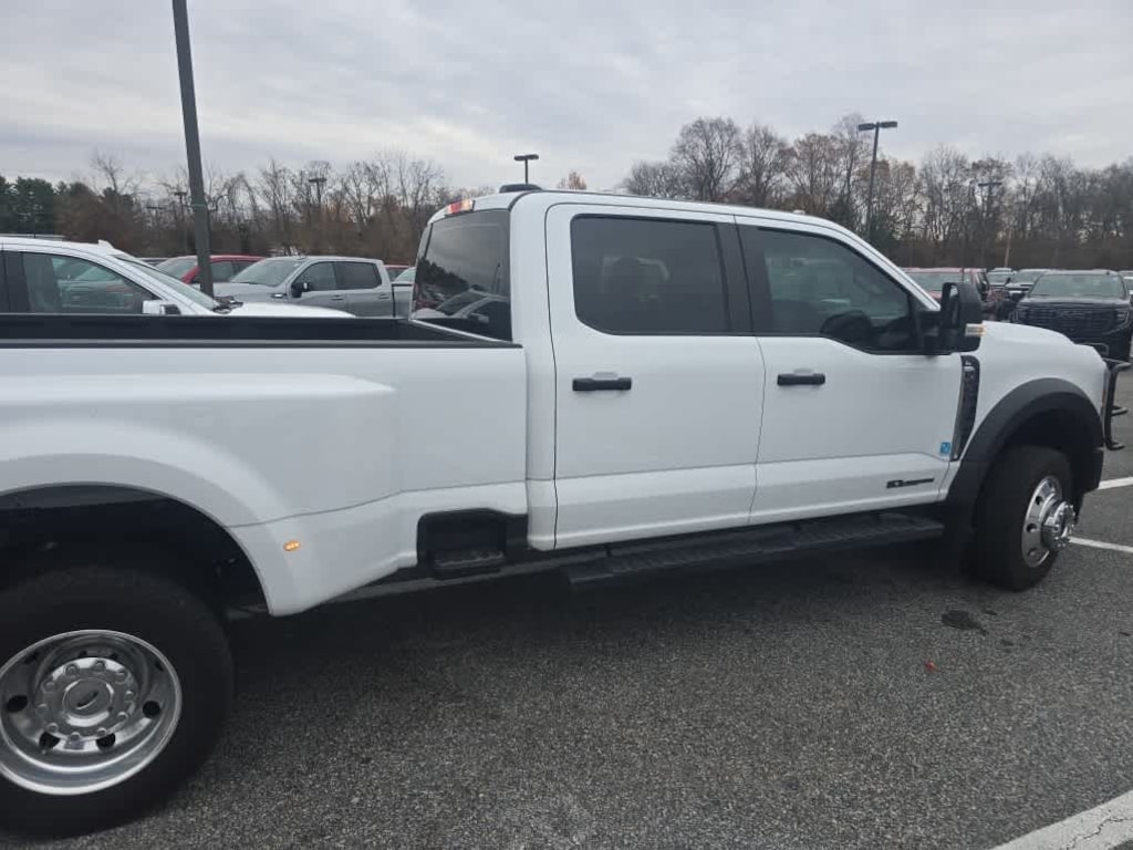 Used 2024 Ford Super Duty F-450 DRW XL