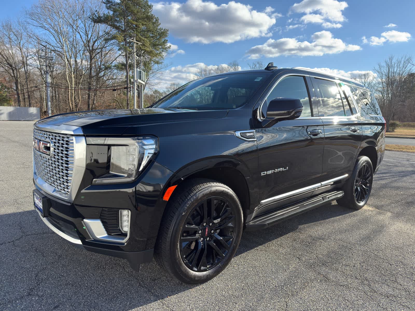 2024 GMC Yukon Denali's photo