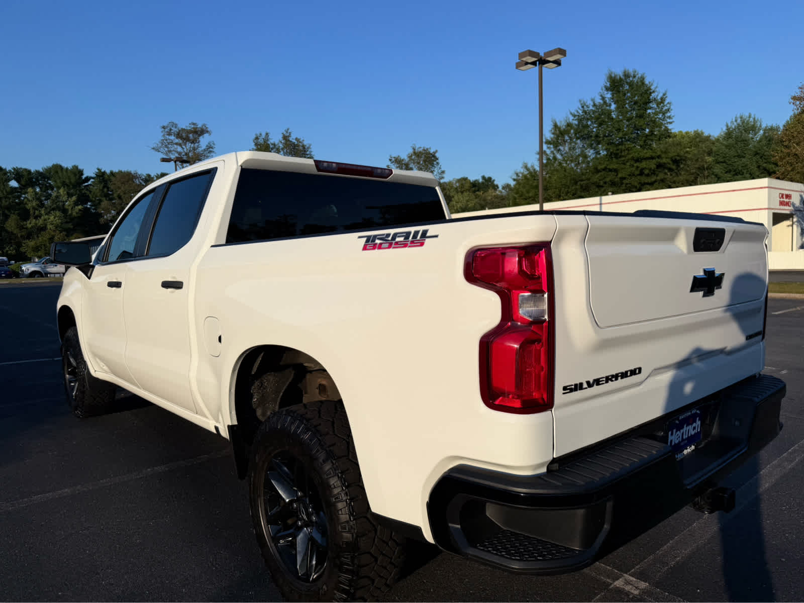 2022 Chevrolet Silverado 1500 Custom Trail Boss photo 4