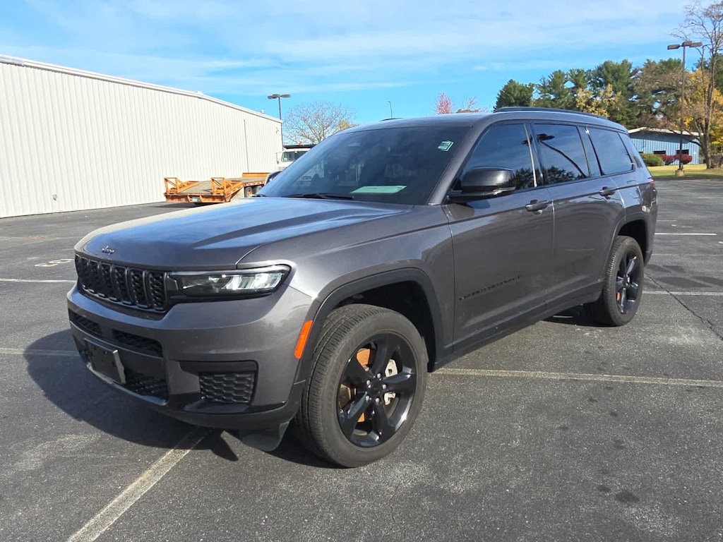 Used 2023 Jeep Grand Cherokee L Altitude