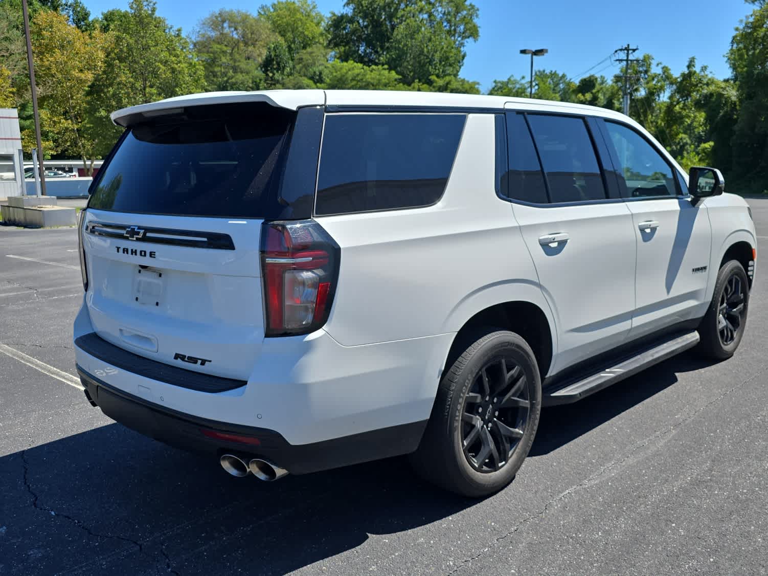2023 Chevrolet Tahoe RST photo 2