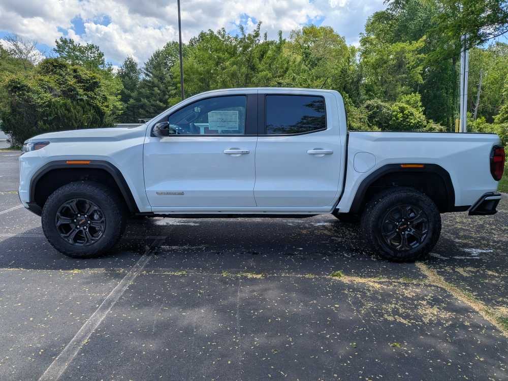 2025 Gmc Canyon Elevation photo 2